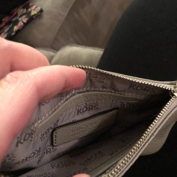 Gray MK wristlet - Picture 3 of 3